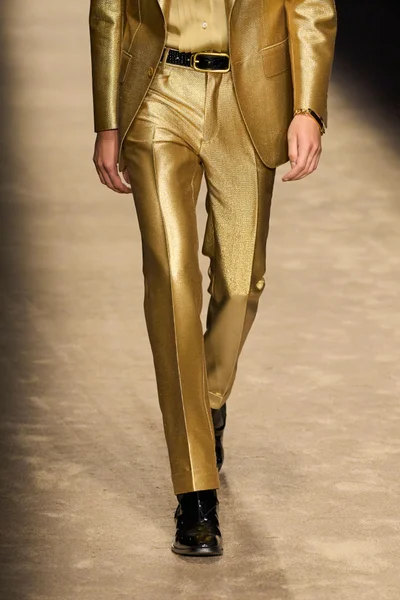 Look 137
